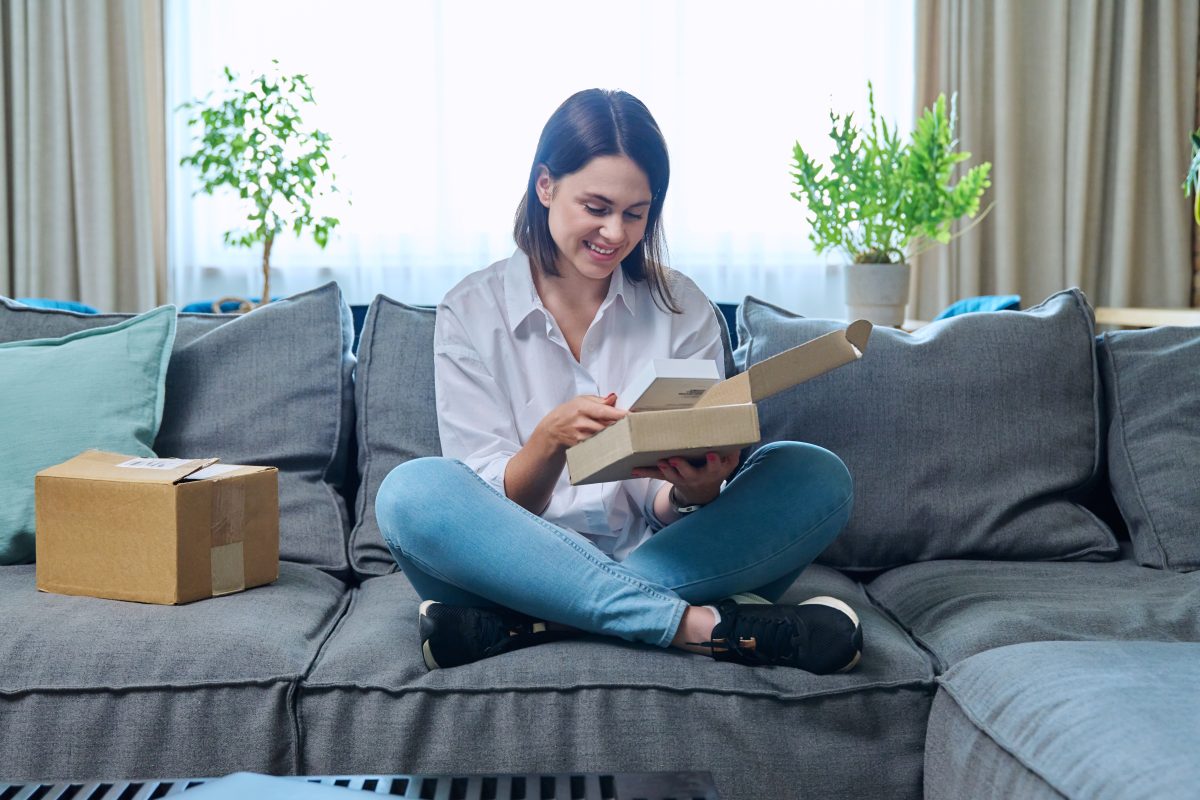 Key Tips on How to Ship a Cell Phone Internationally